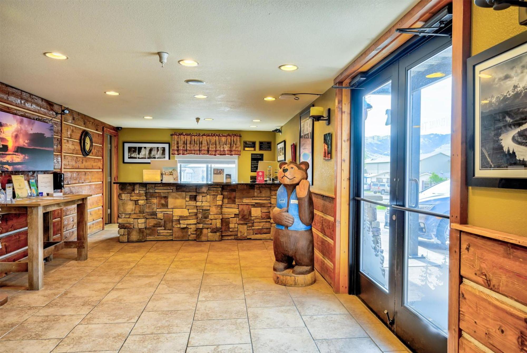 Travelodge by Wyndham Gardiner Yellowstone Park North Entr Eksteriør bilde